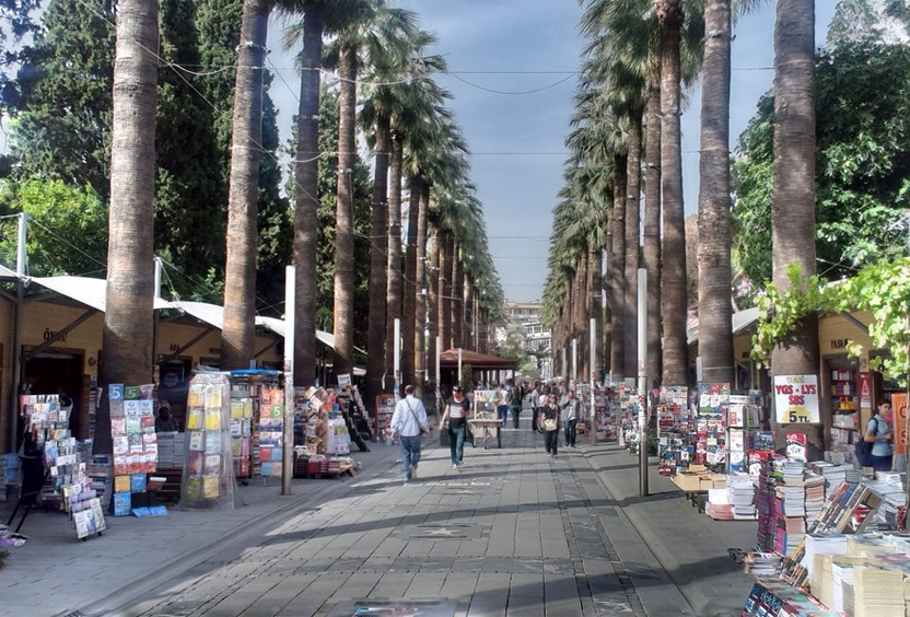 Alsancak Sevgi Yolu'nda Neler Var?