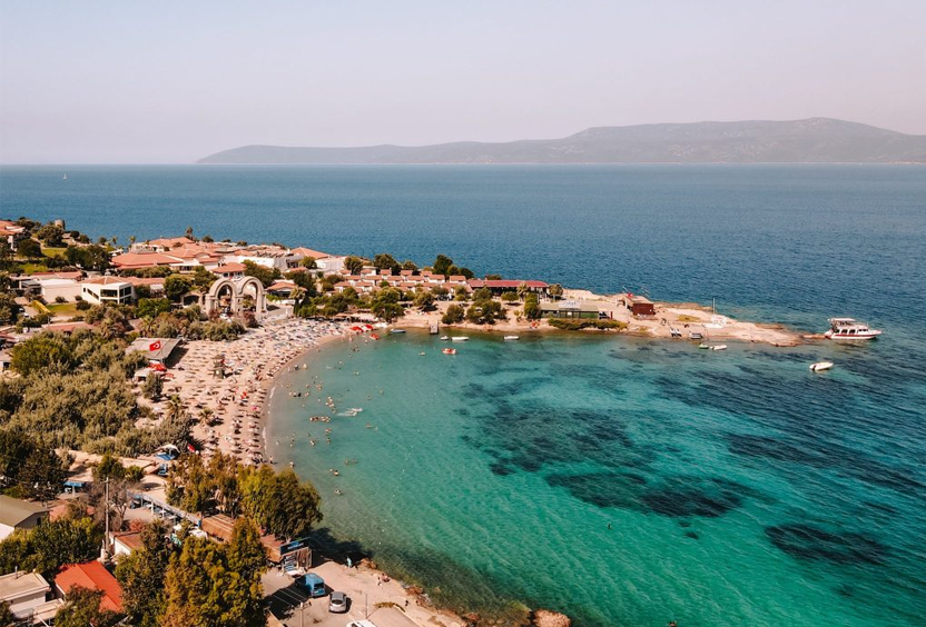 Akkum Plajı Nerededir?
